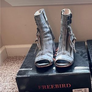 Freebirds Zombi Ice size 7
